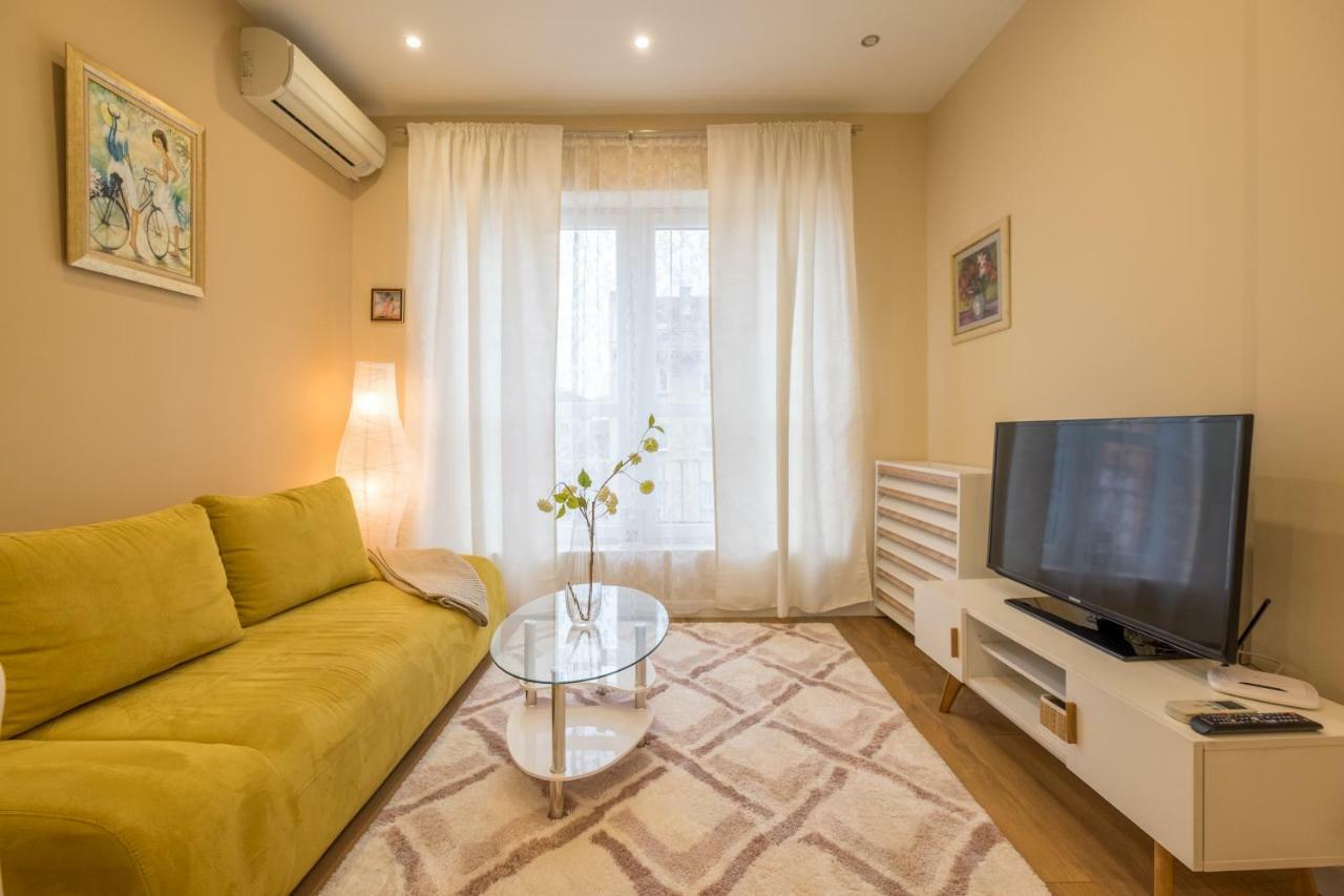 Modern 2 Bedroom Apartment Next To Vitosha Str. София Экстерьер фото